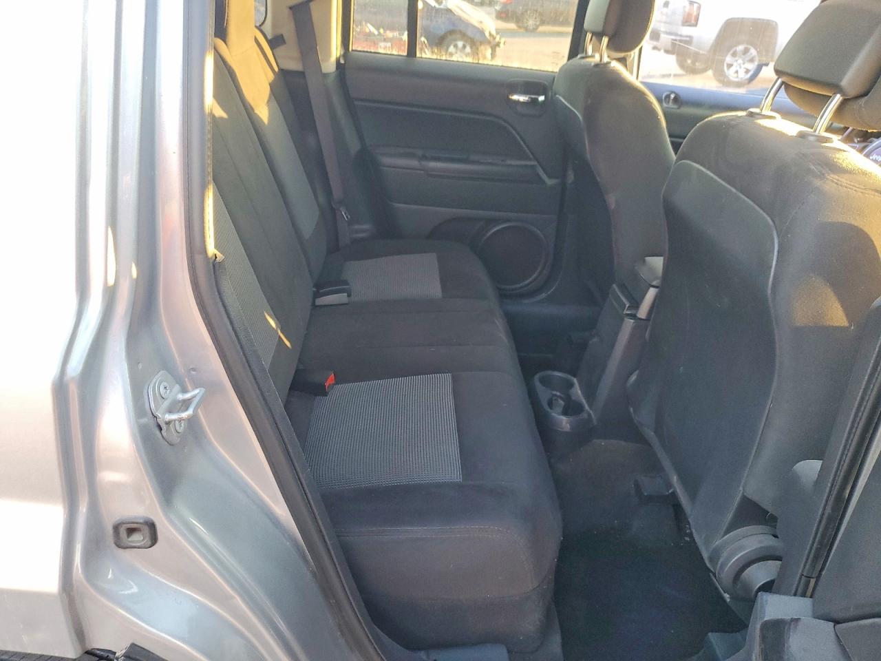 2017 JEEP PATRIOT LATITUDE photo 10