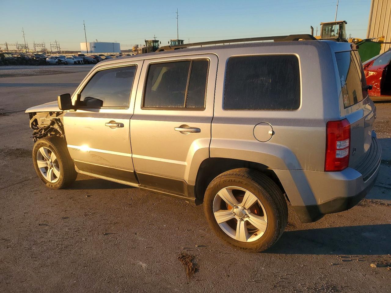 2017 JEEP PATRIOT LATITUDE photo 2
