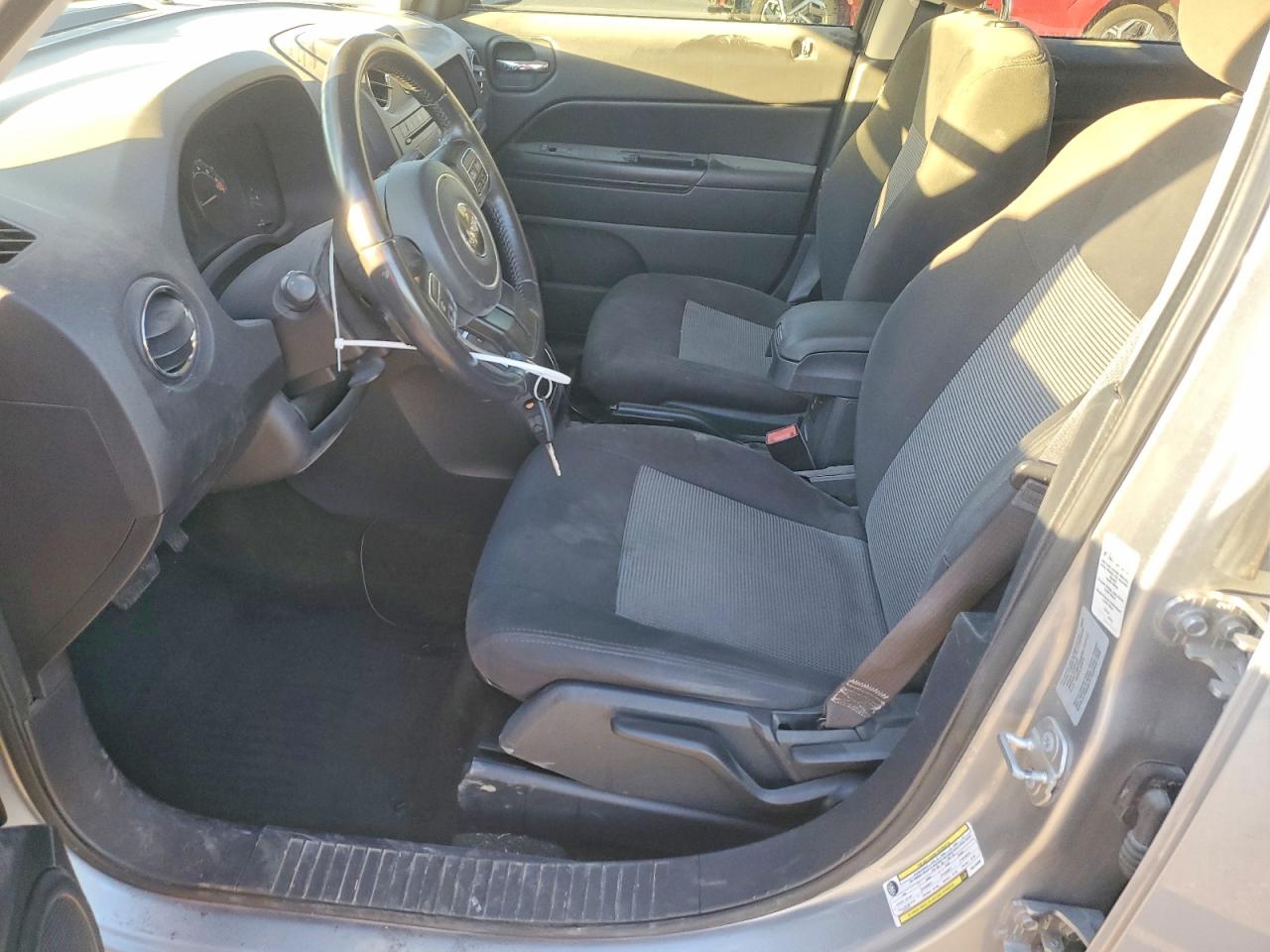 2017 JEEP PATRIOT LATITUDE photo 7