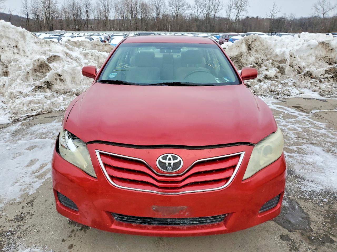 2010 TOYOTA CAMRY BASE photo 5