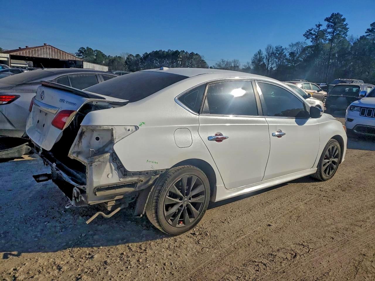 2017 NISSAN SENTRA SR TURBO photo 3