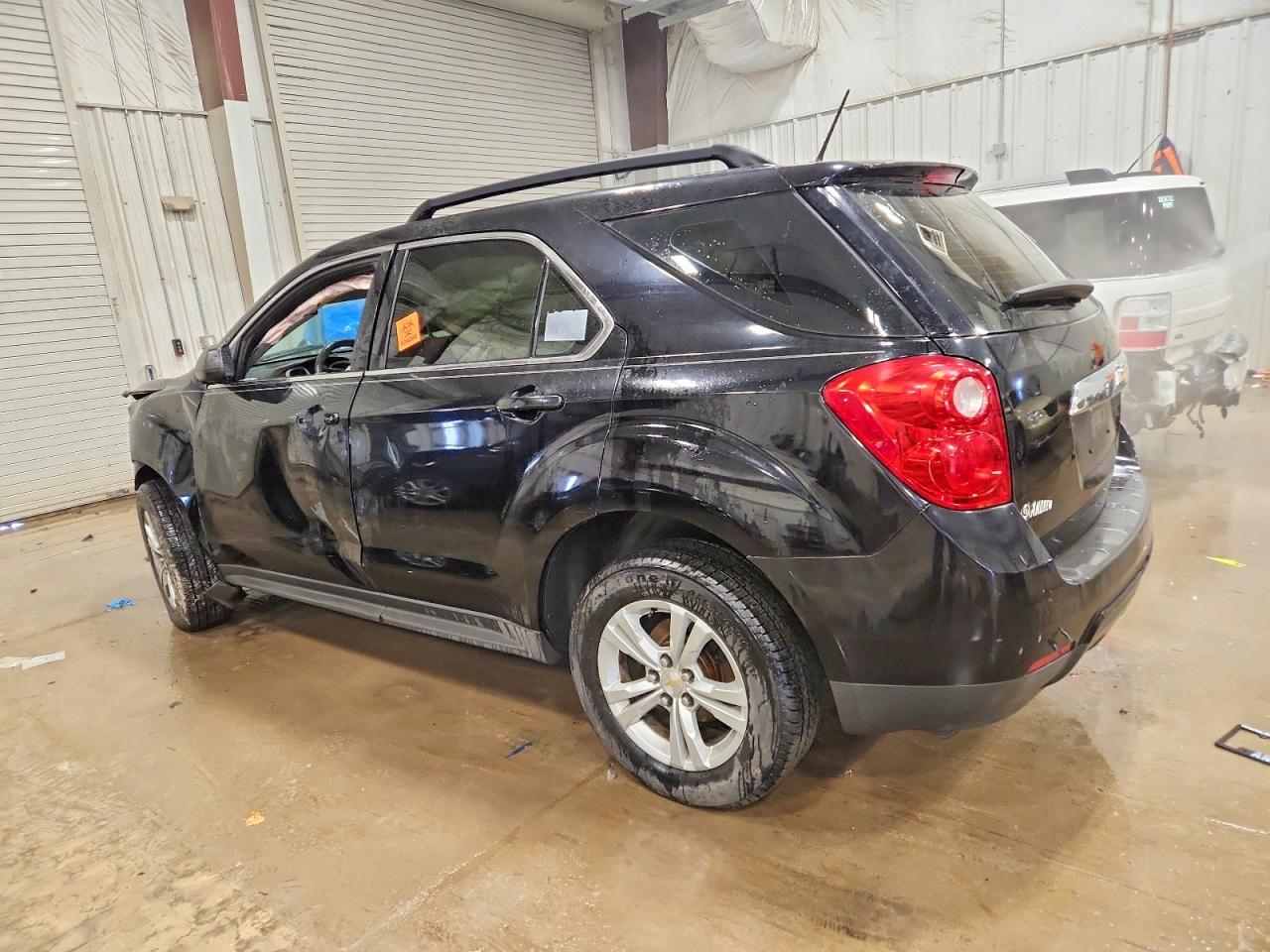 2014 CHEVROLET EQUINOX LS photo 2