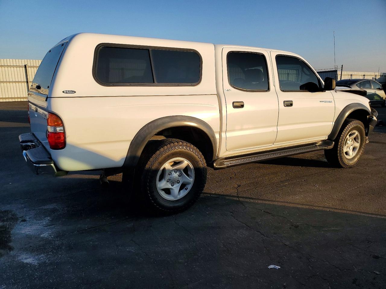 2001 TOYOTA TACOMA DOUBLE CAB PRERUNNER photo 3