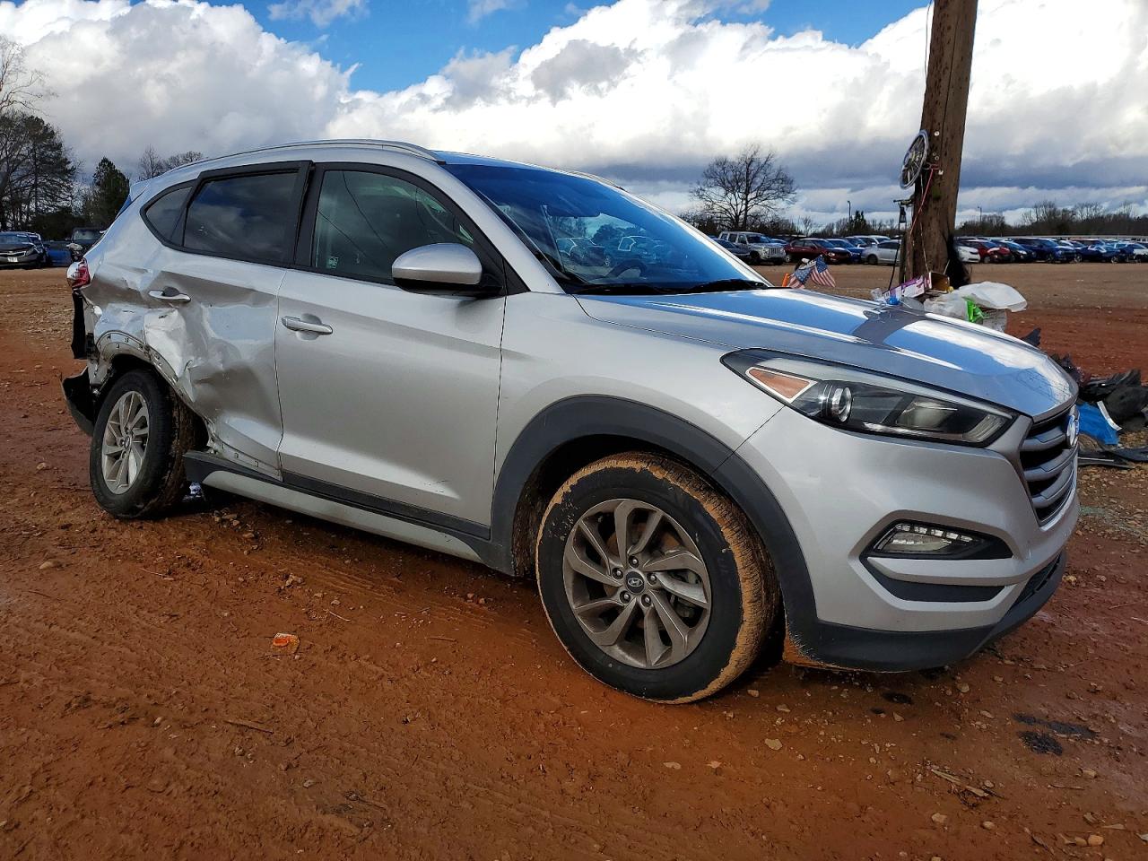 2018 HYUNDAI TUCSON SEL photo 4