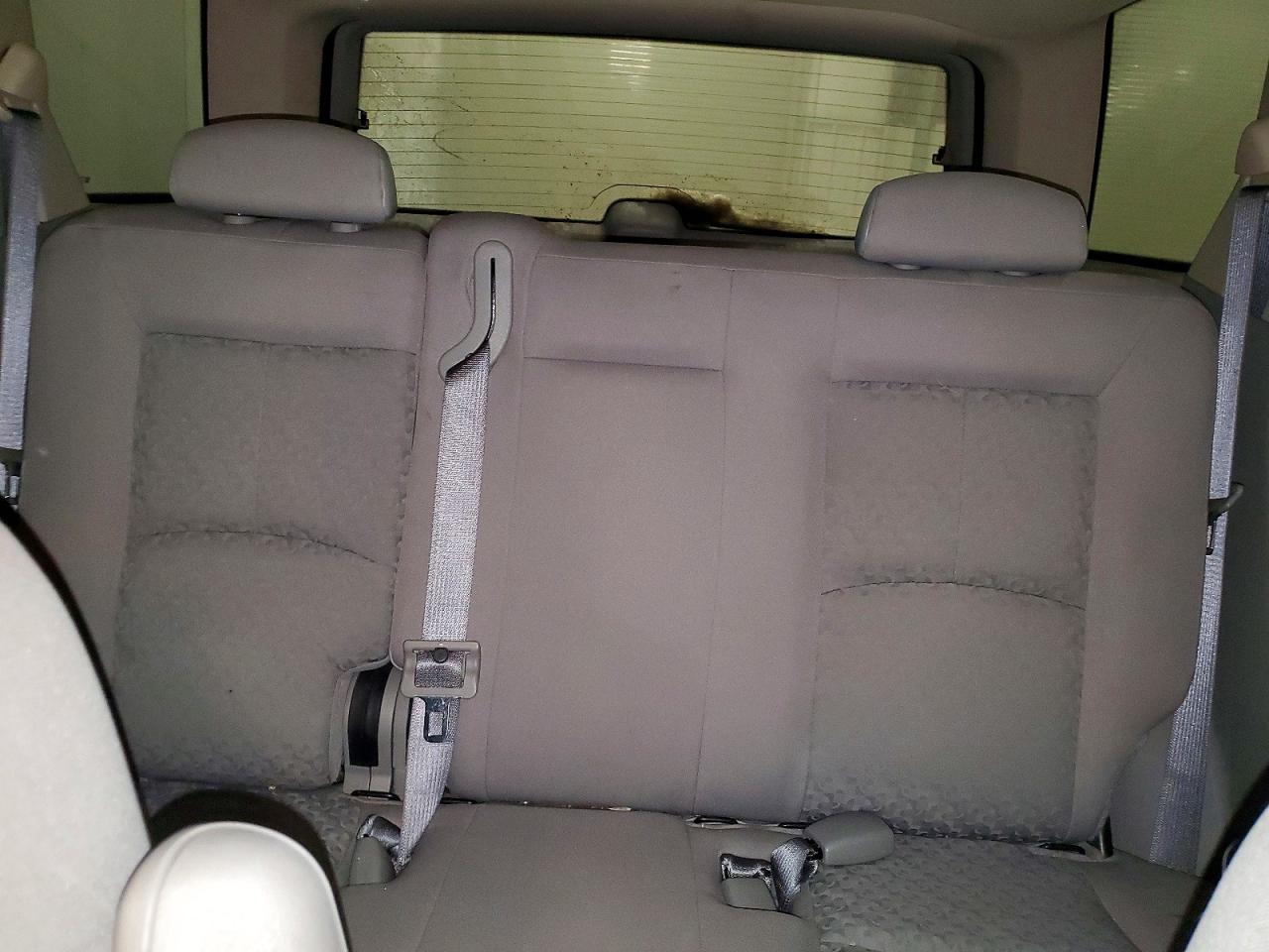 2005 SATURN VUE photo 10