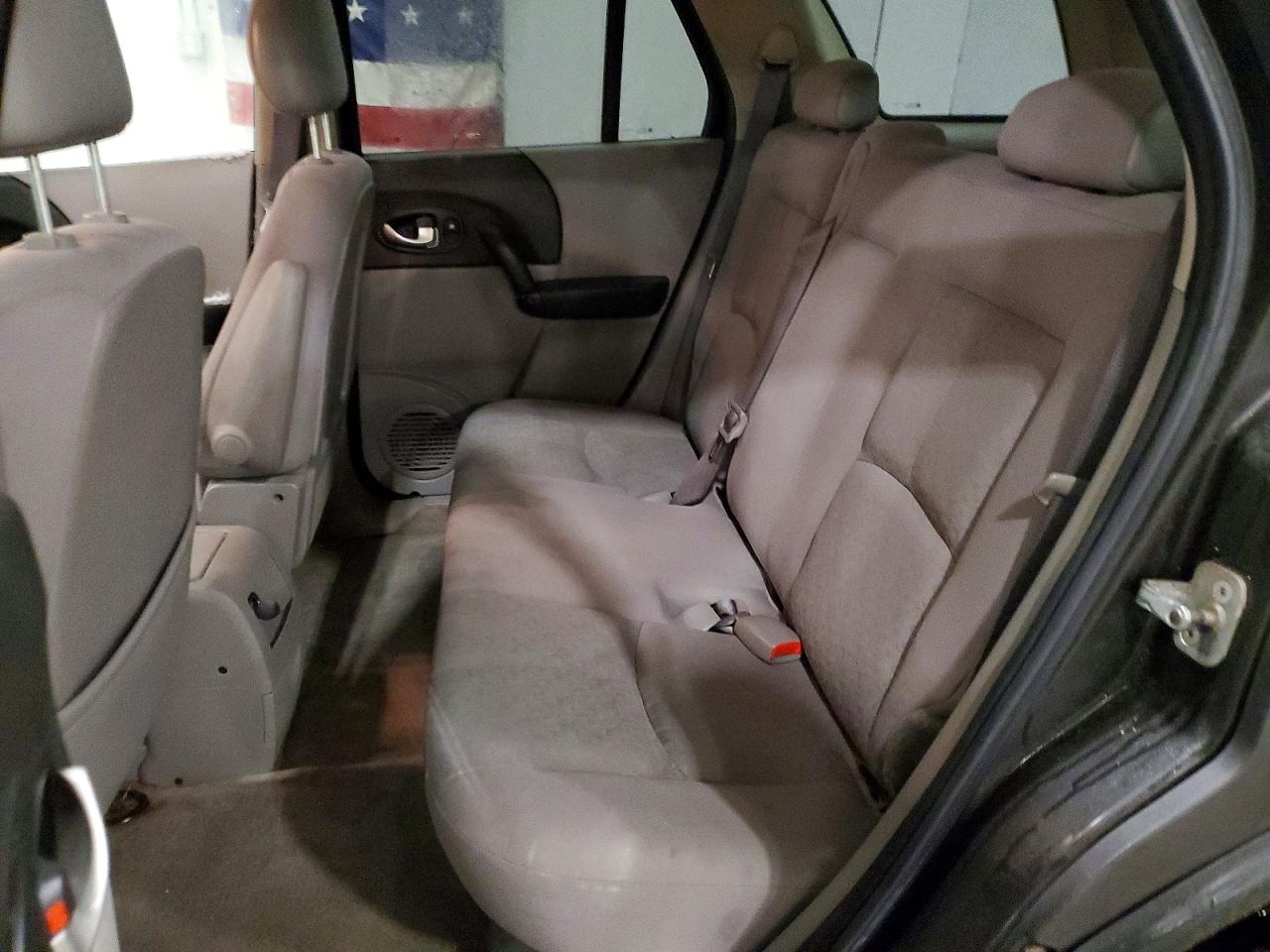 2005 SATURN VUE photo 11