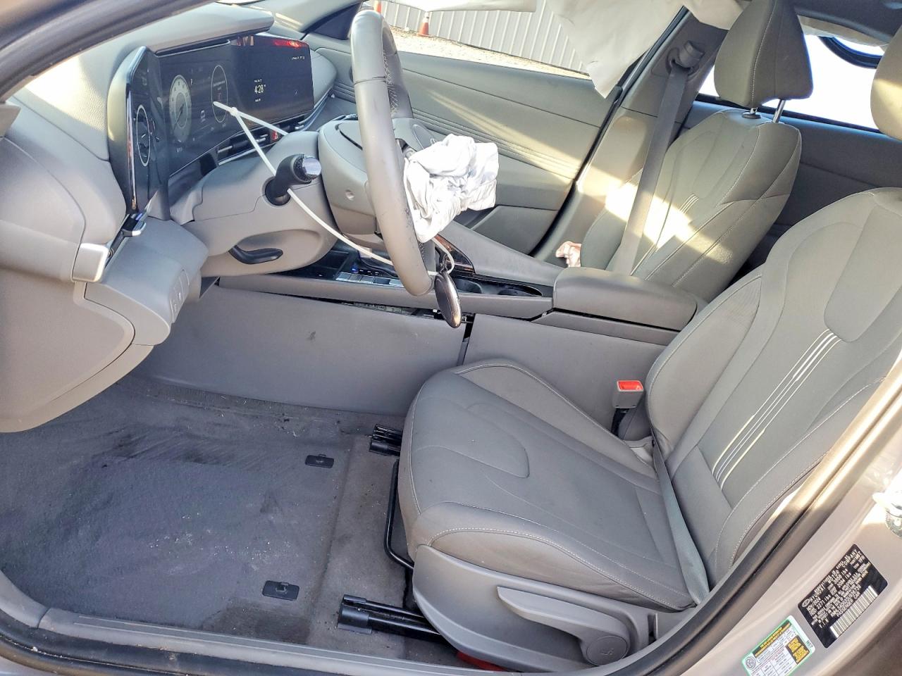 2025 HYUNDAI ELANTRA SEL CONVENIENCE photo 7