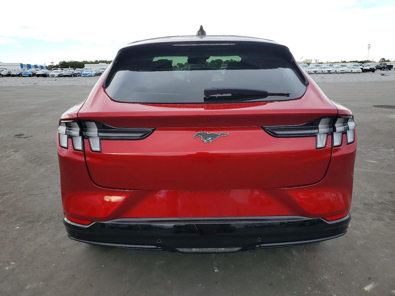 2021 FORD MUSTANG MACH-E PREMIUM photo 6