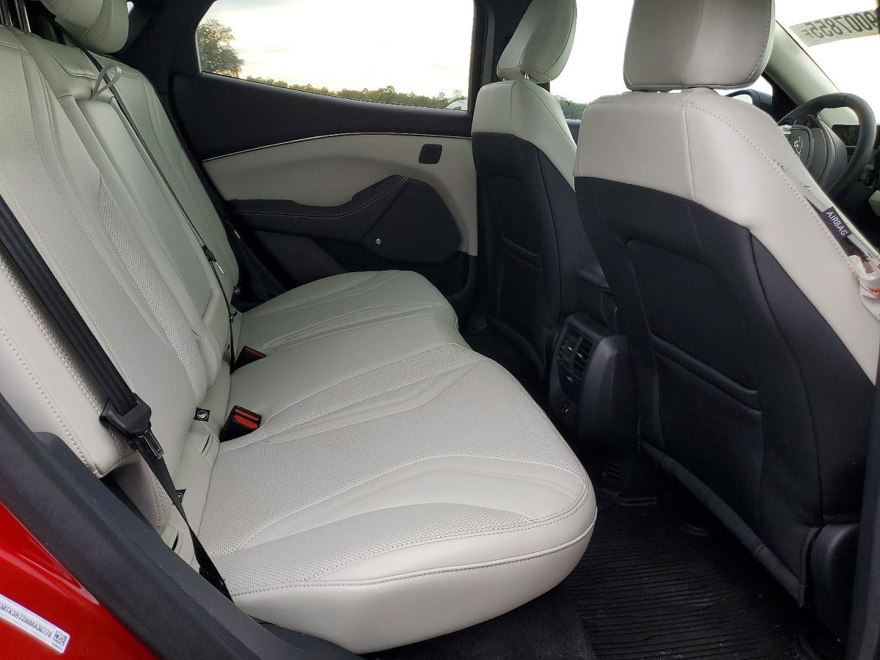 2021 FORD MUSTANG MACH-E PREMIUM photo 11