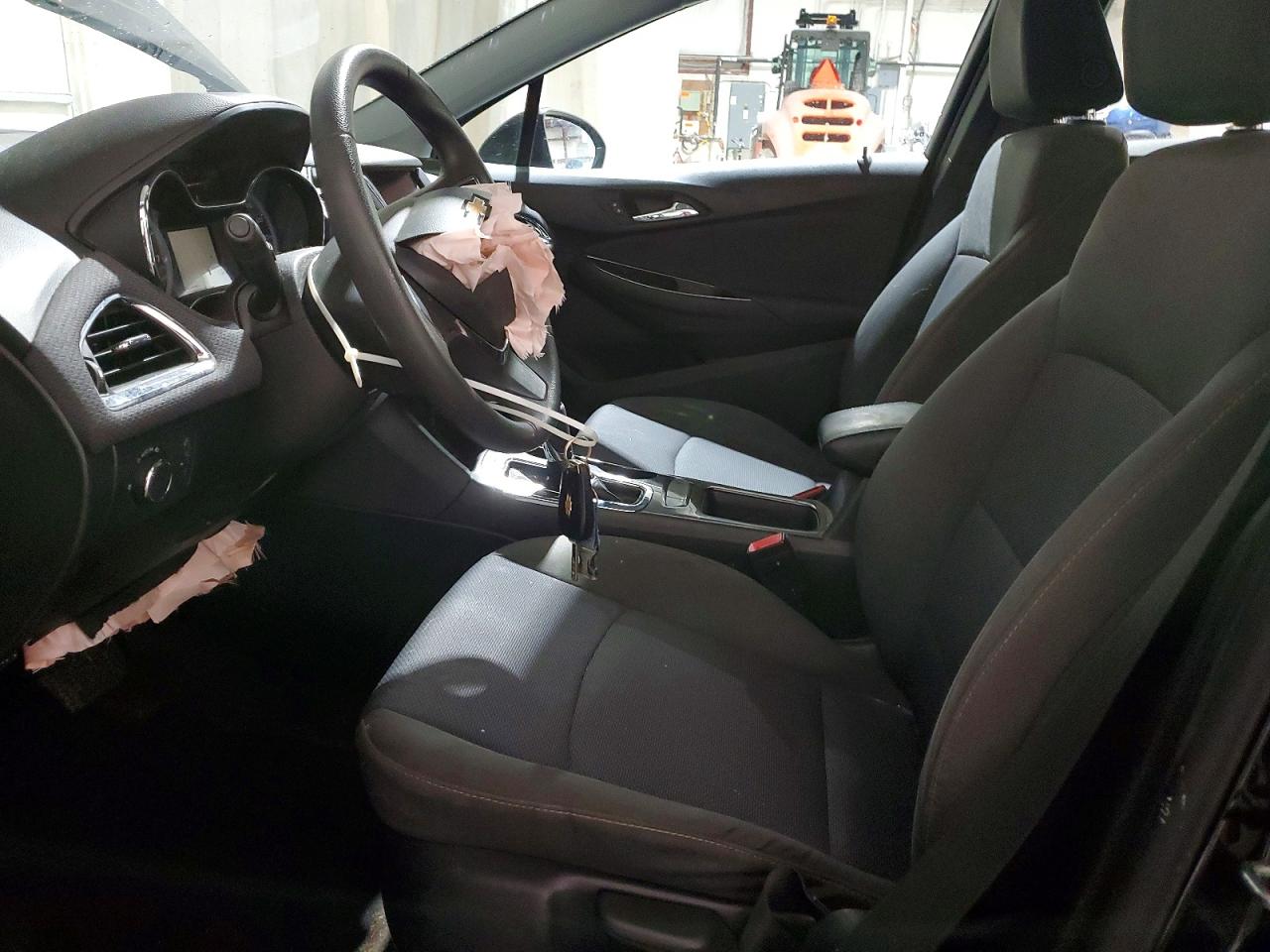 2019 CHEVROLET CRUZE LS photo 13