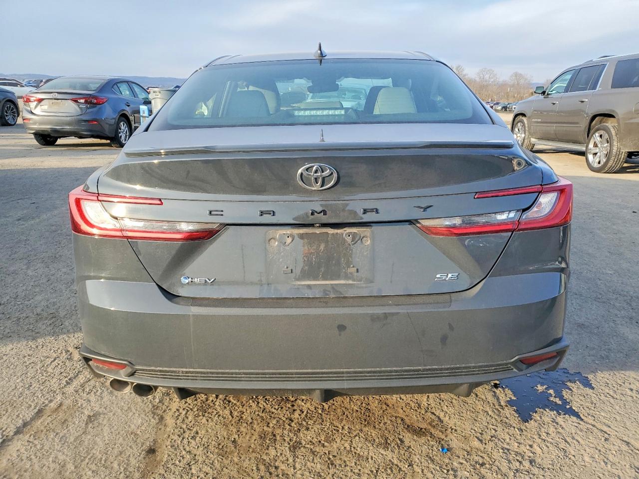 2025 TOYOTA CAMRY XSE photo 6