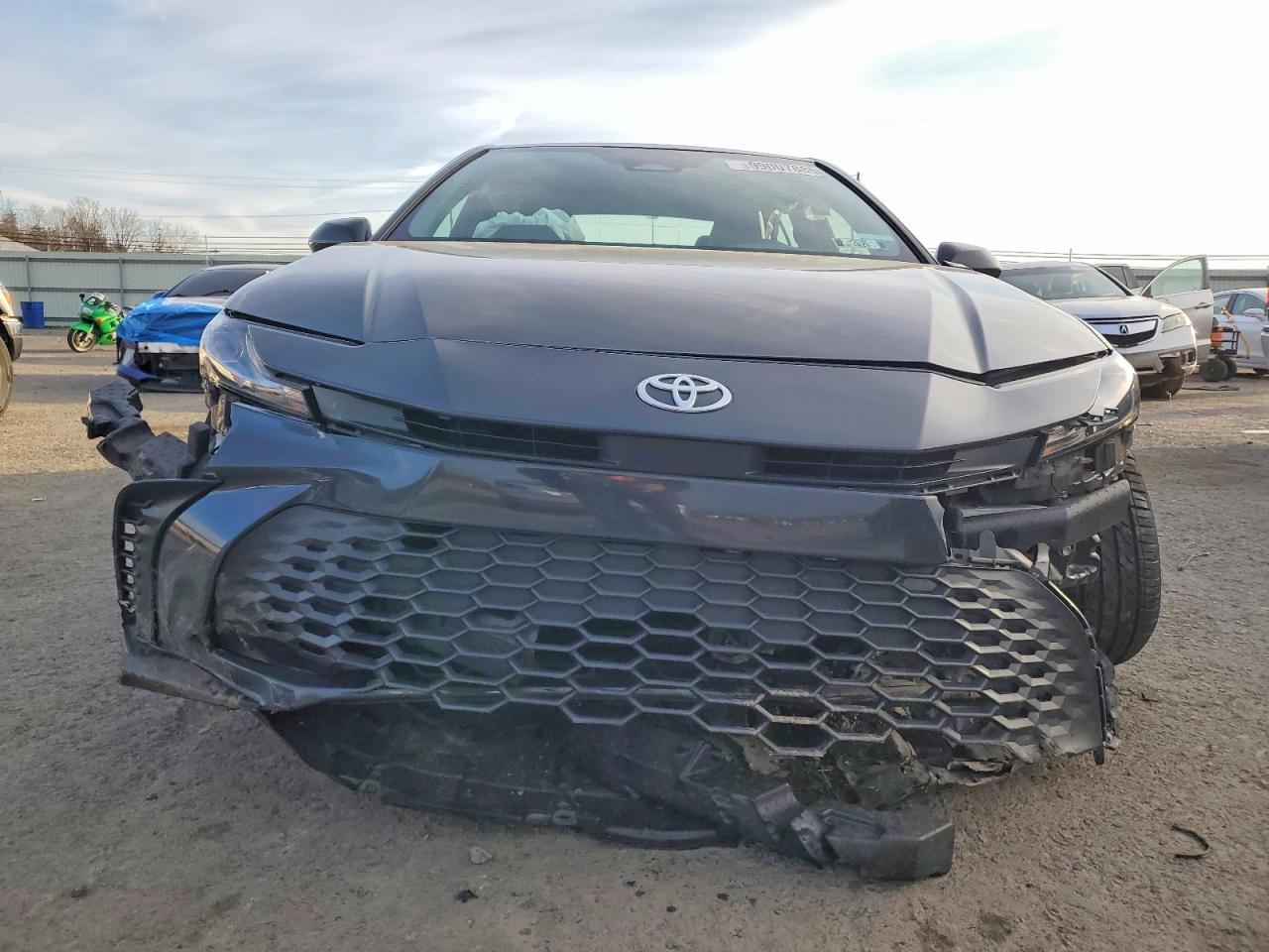 2025 TOYOTA CAMRY XSE photo 5