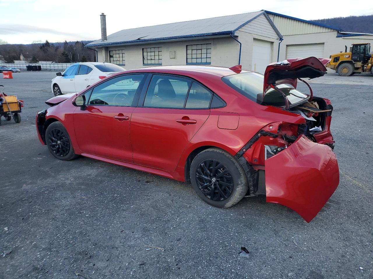 2021 TOYOTA COROLLA LE photo 2