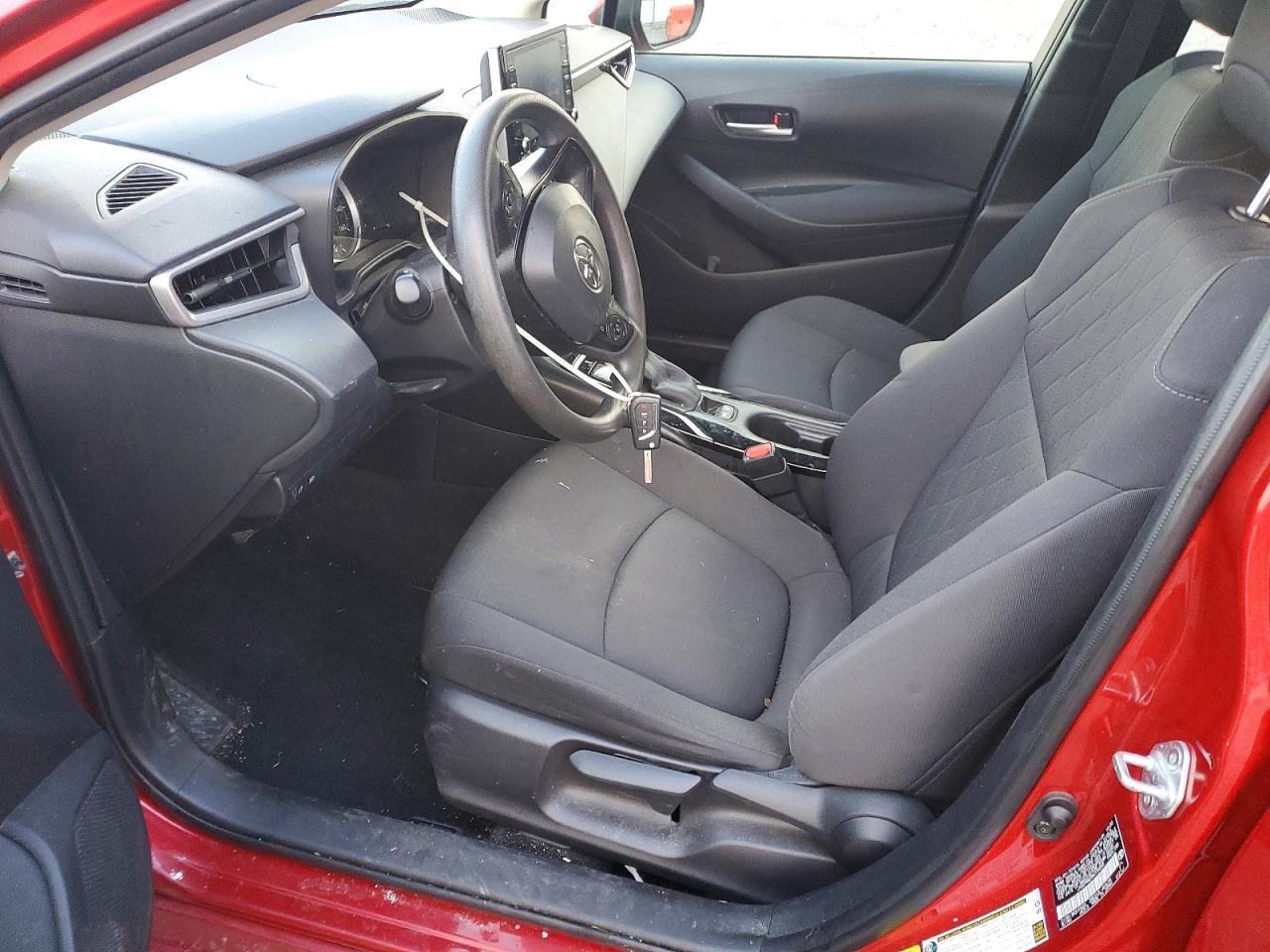 2021 TOYOTA COROLLA LE photo 7