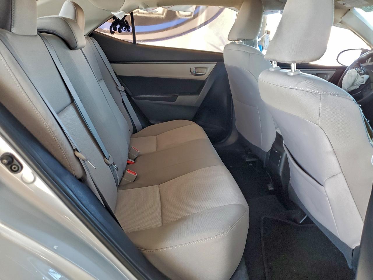 2014 TOYOTA COROLLA L photo 10