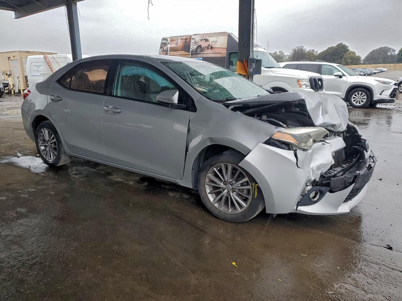 2014 TOYOTA COROLLA L photo 4