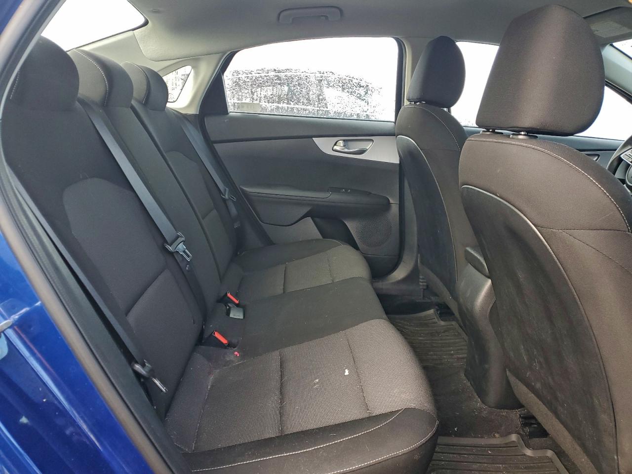 2023 KIA FORTE LX photo 10