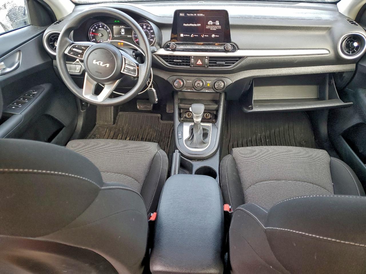 2023 KIA FORTE LX photo 8