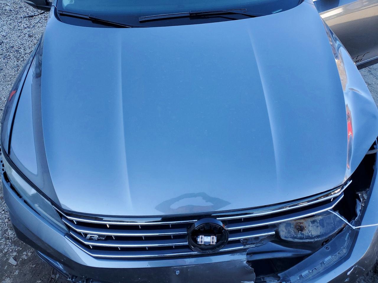 2017 VOLKSWAGEN PASSAT R-LINE photo 11