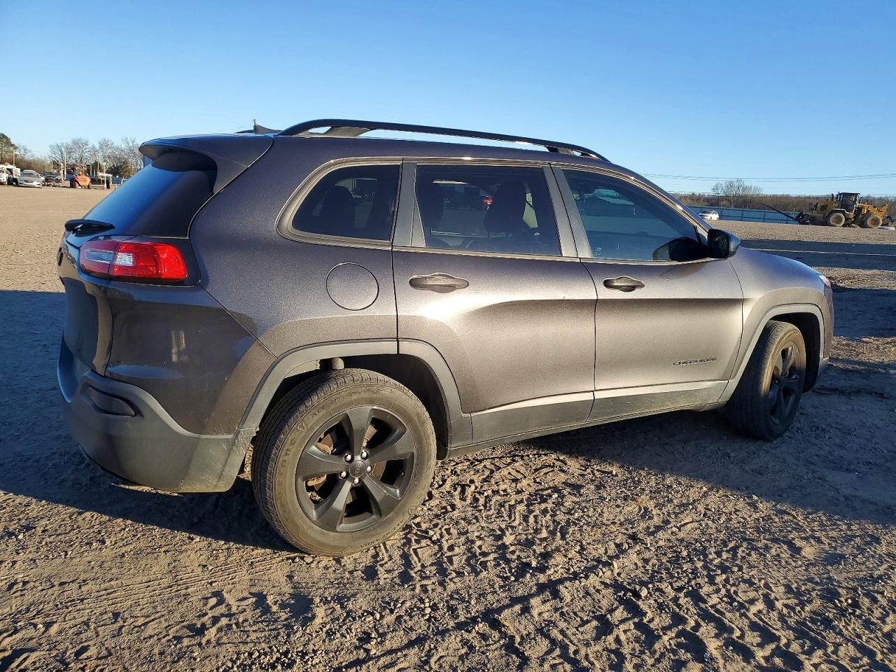 2016 JEEP CHEROKEE SPORT photo 5