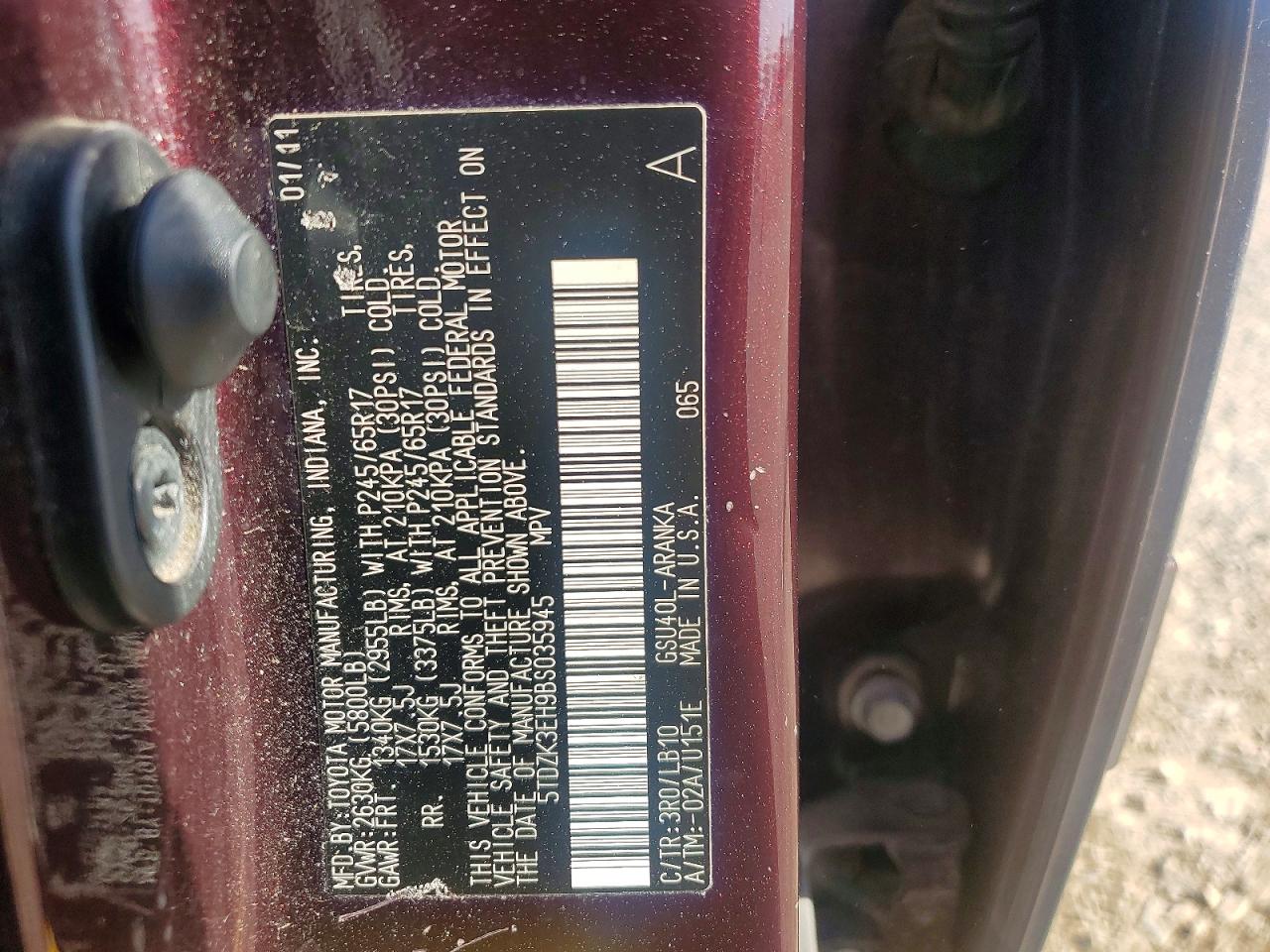 2011 TOYOTA HIGHLANDER BASE photo 13
