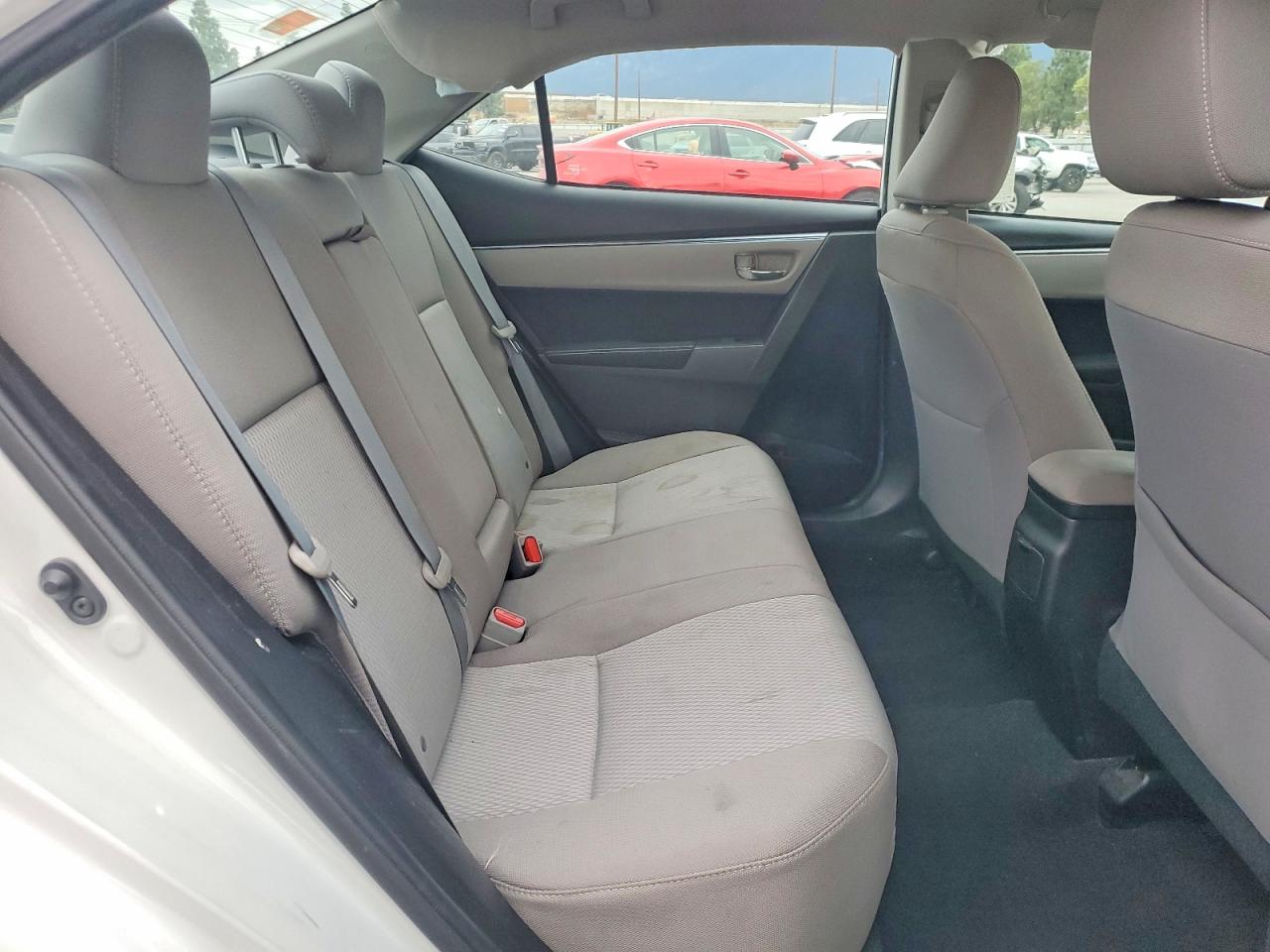 2016 TOYOTA COROLLA L photo 10