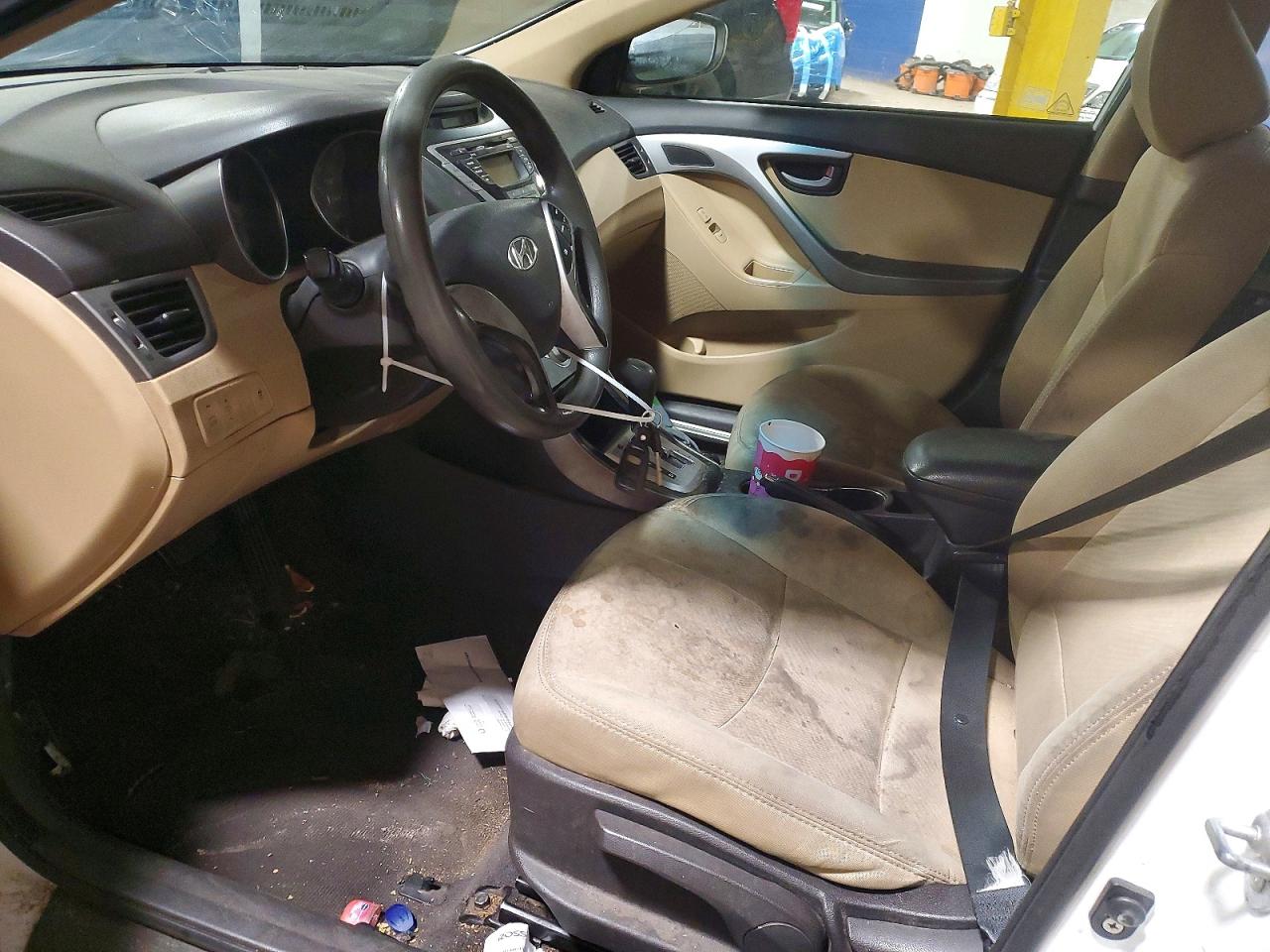 2012 HYUNDAI ELANTRA GLS photo 7