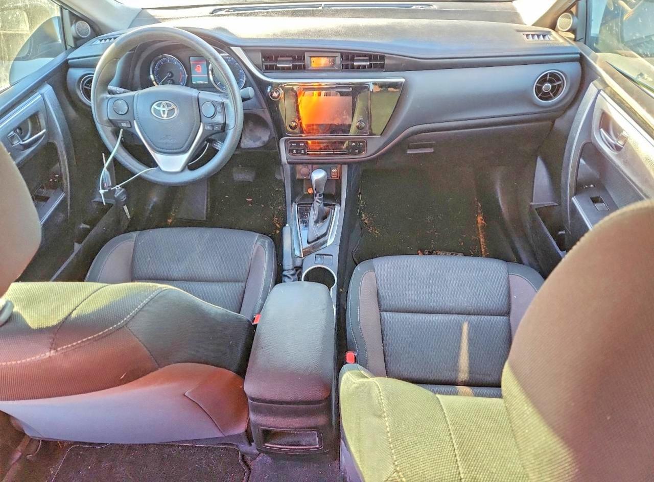 2018 TOYOTA COROLLA L photo 8