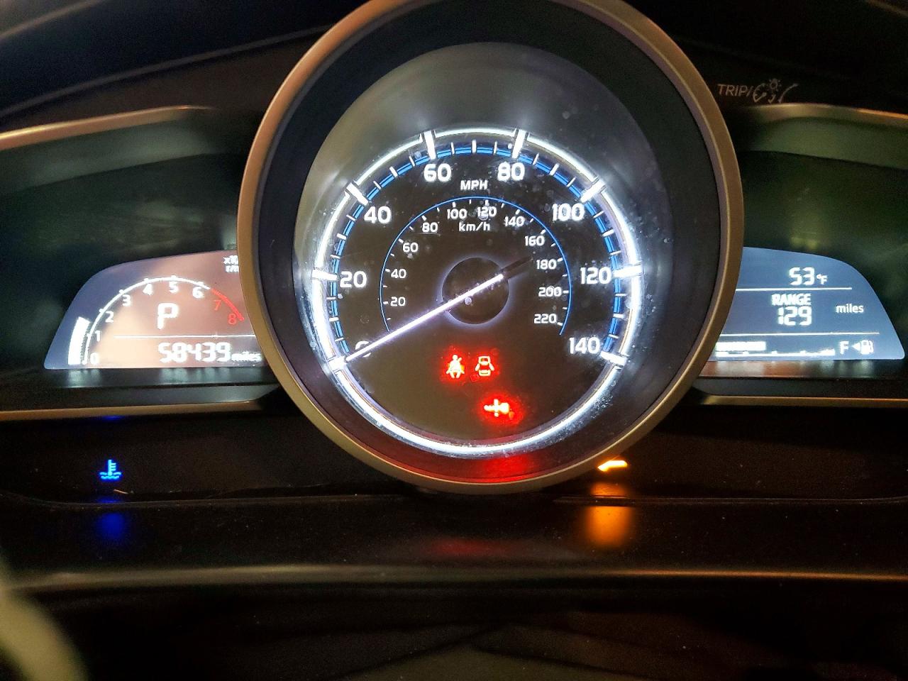 2019 TOYOTA YARIS L photo 9