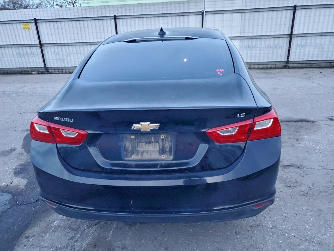 2016 CHEVROLET MALIBU LS photo 6