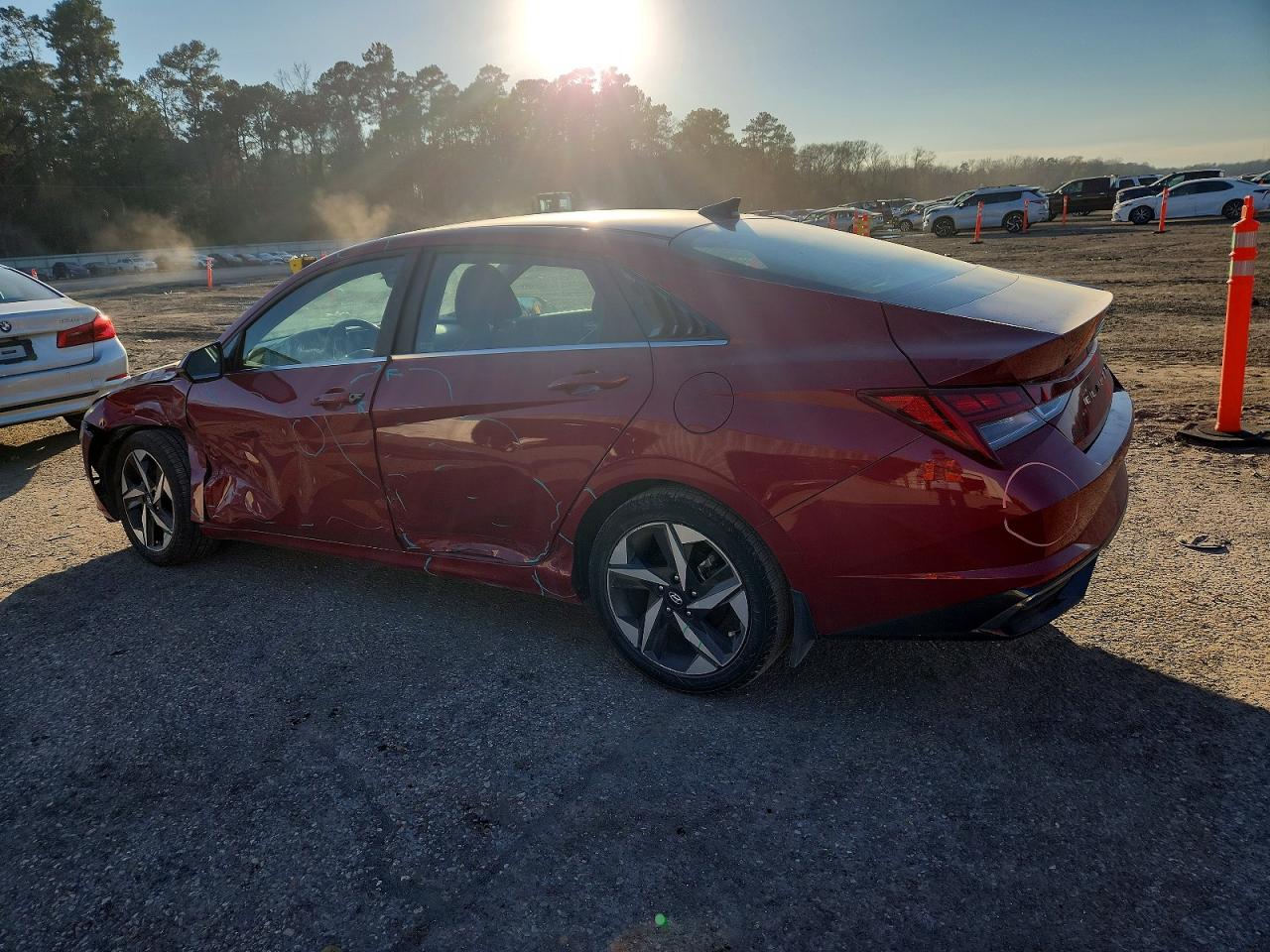 2021 HYUNDAI ELANTRA SEL photo 2