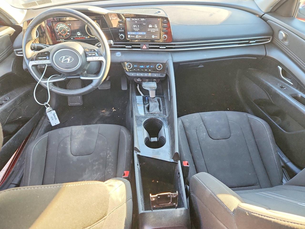 2021 HYUNDAI ELANTRA SEL photo 8