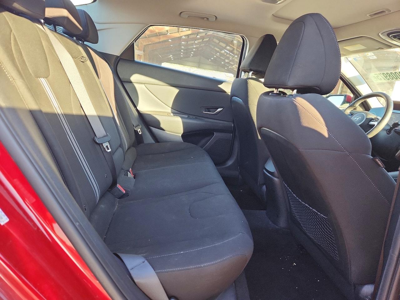 2021 HYUNDAI ELANTRA SEL photo 10