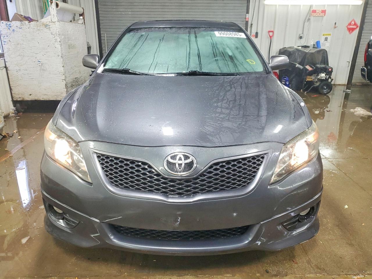 2010 TOYOTA CAMRY BASE photo 5
