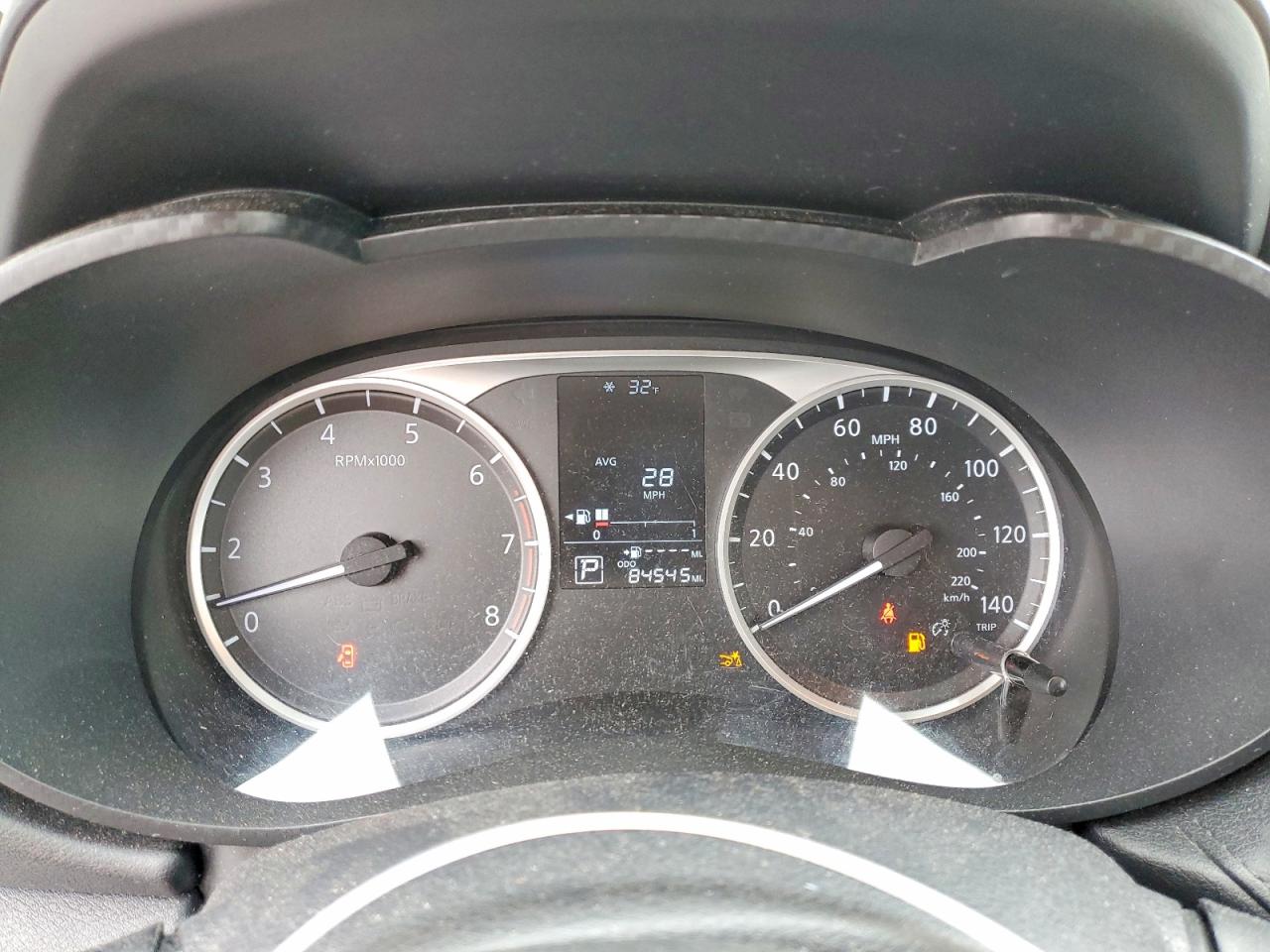 2021 NISSAN VERSA S photo 9