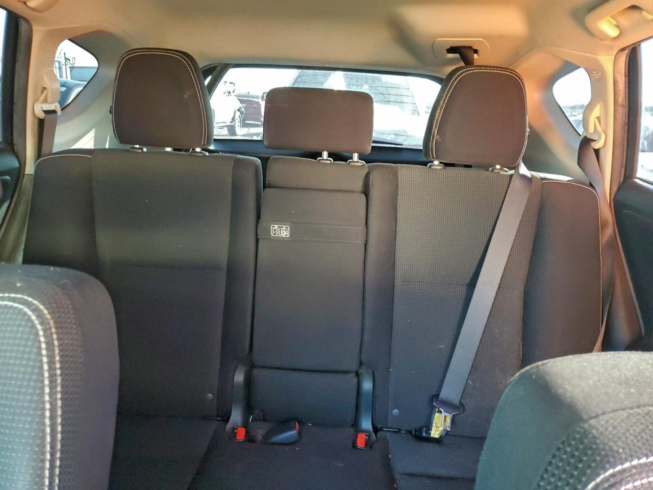 2018 TOYOTA RAV4 HV LE photo 10