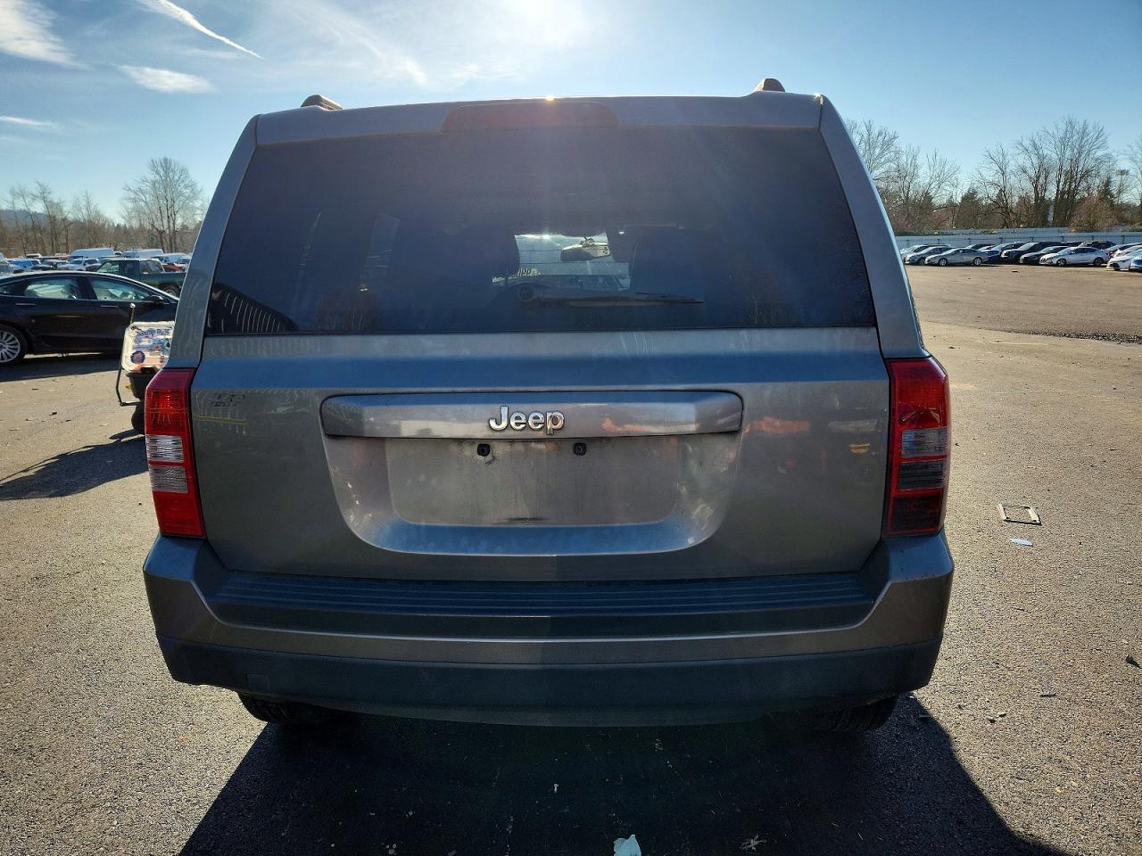 2012 JEEP PATRIOT SPORT photo 6