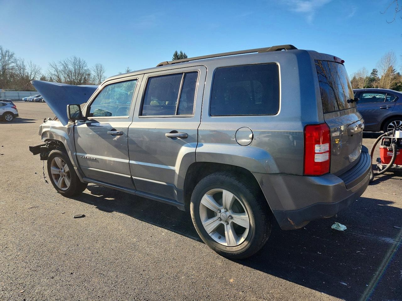 2012 JEEP PATRIOT SPORT photo 2