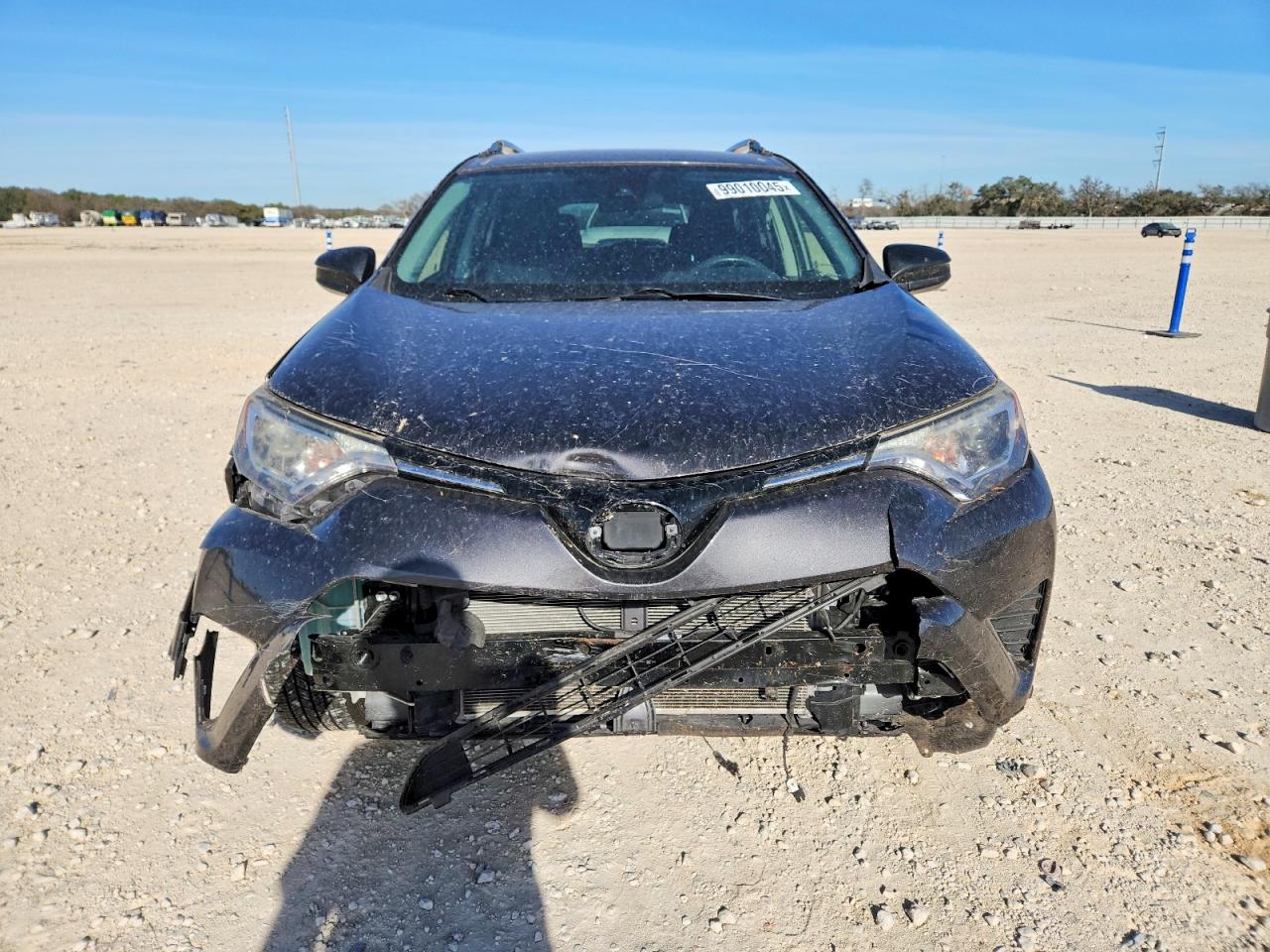 2017 TOYOTA RAV4 LE photo 5