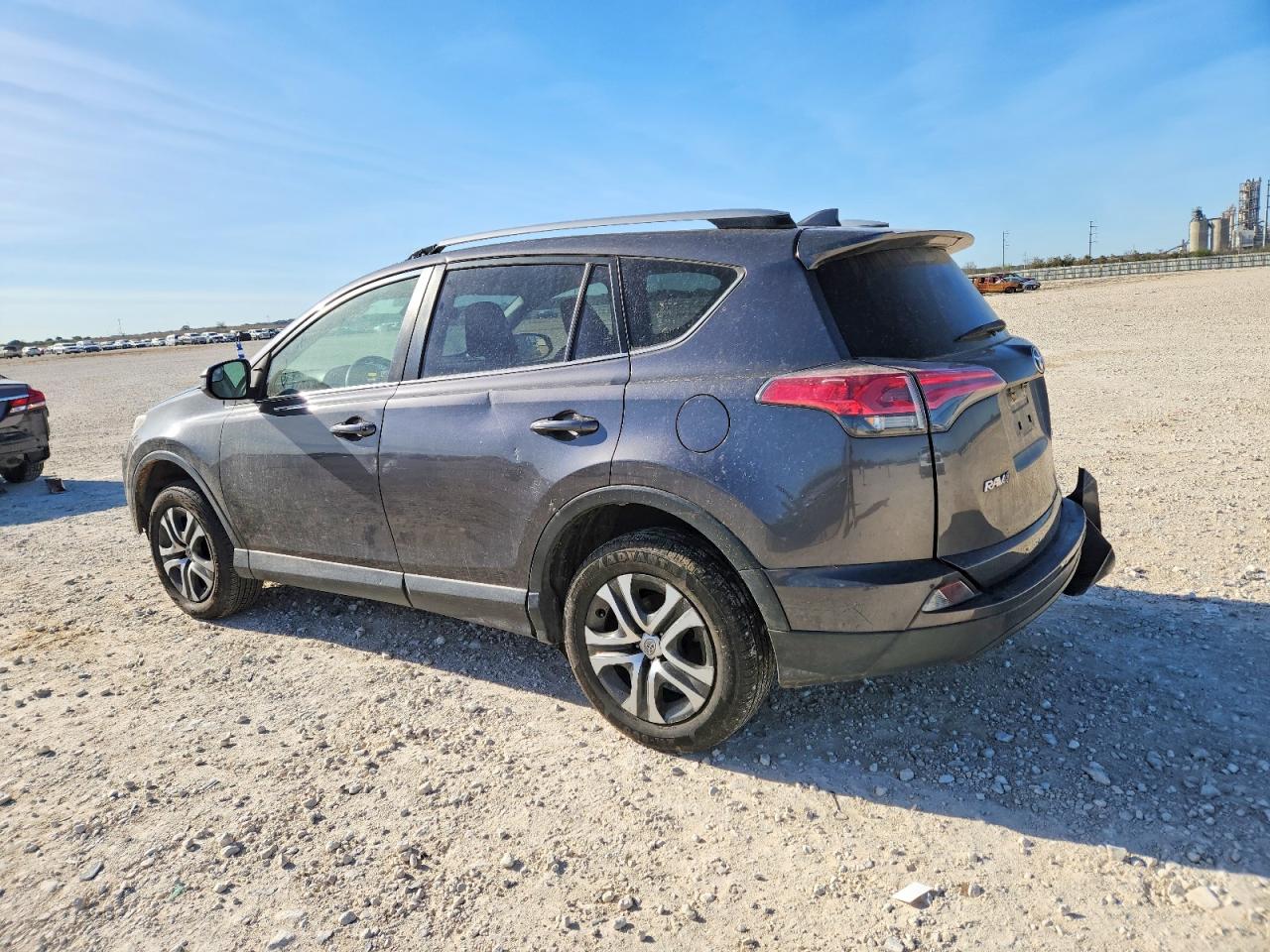 2017 TOYOTA RAV4 LE photo 2