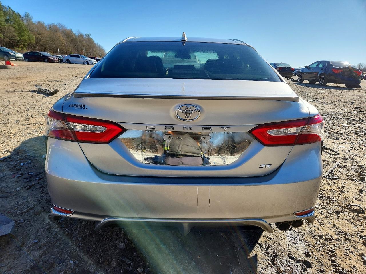 2018 TOYOTA CAMRY L photo 6