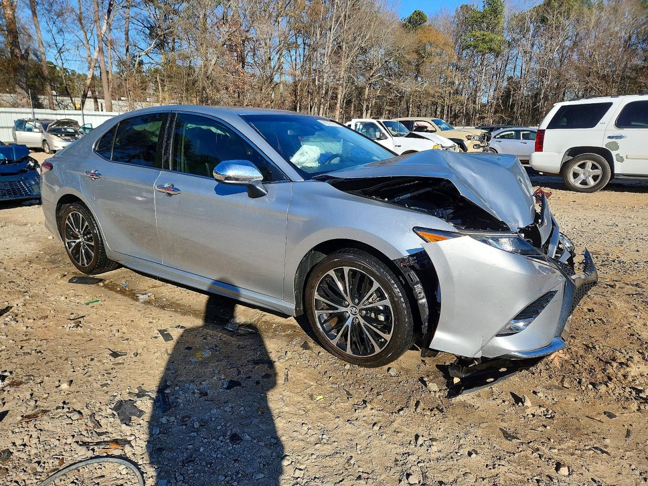 2018 TOYOTA CAMRY L photo 4