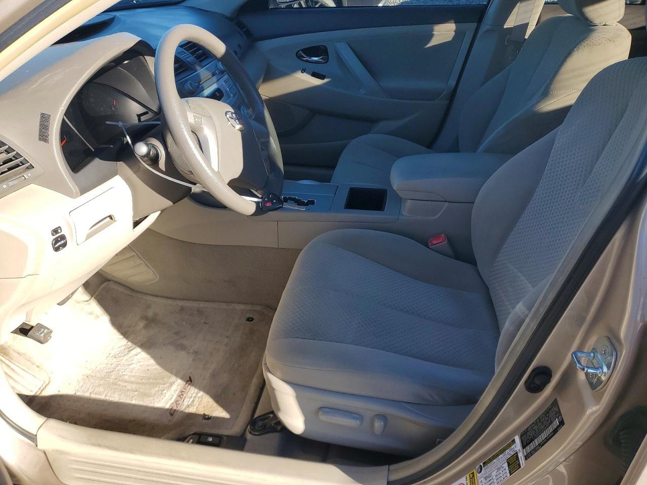 2009 TOYOTA CAMRY BASE photo 7