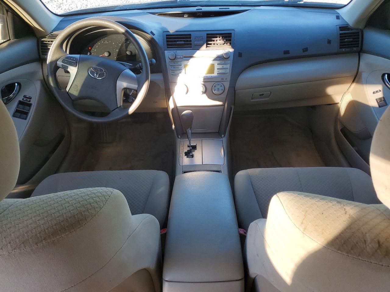 2009 TOYOTA CAMRY BASE photo 8
