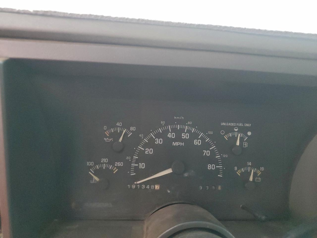 1994 CHEVROLET GMT-400 C1500 photo 9