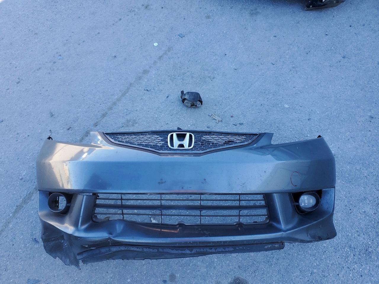 2011 HONDA FIT SPORT photo 12