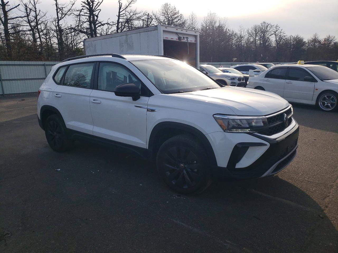 2024 VOLKSWAGEN TAOS S photo 4