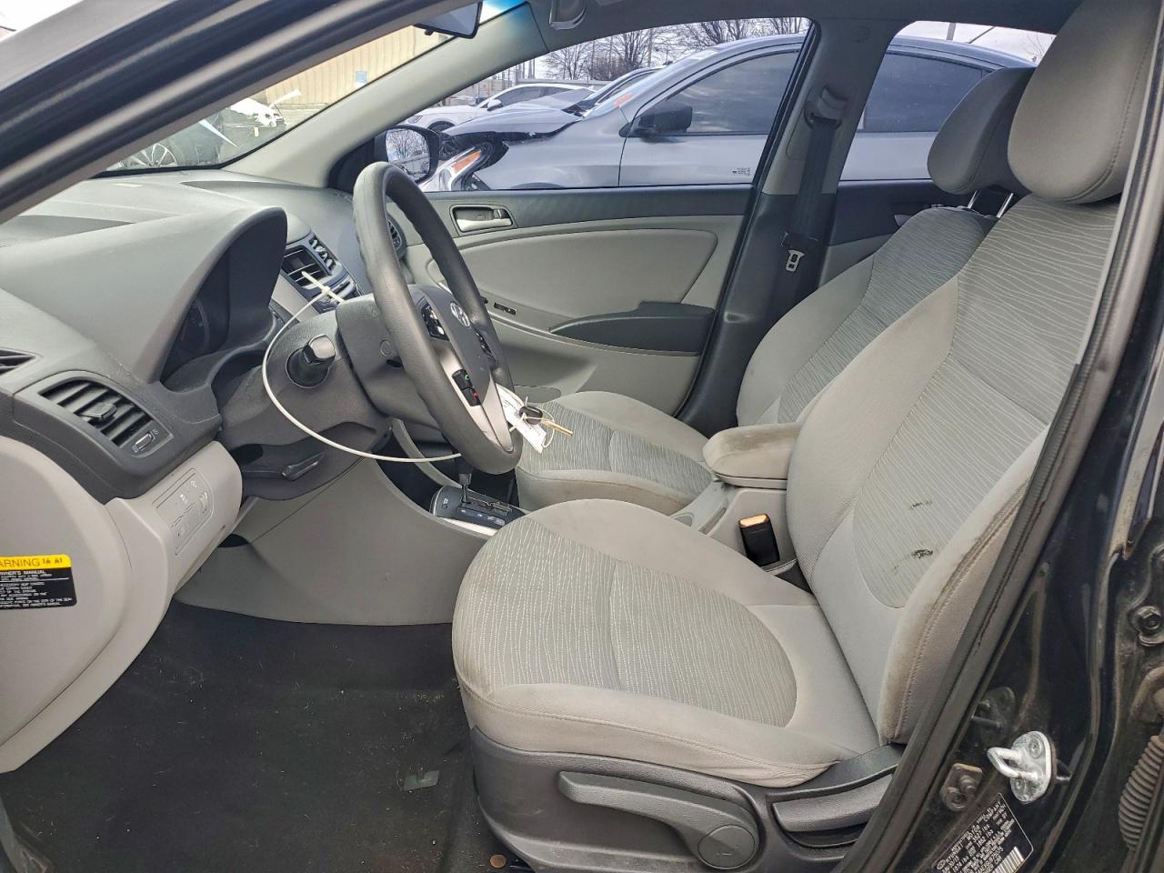2016 HYUNDAI ACCENT SE photo 7
