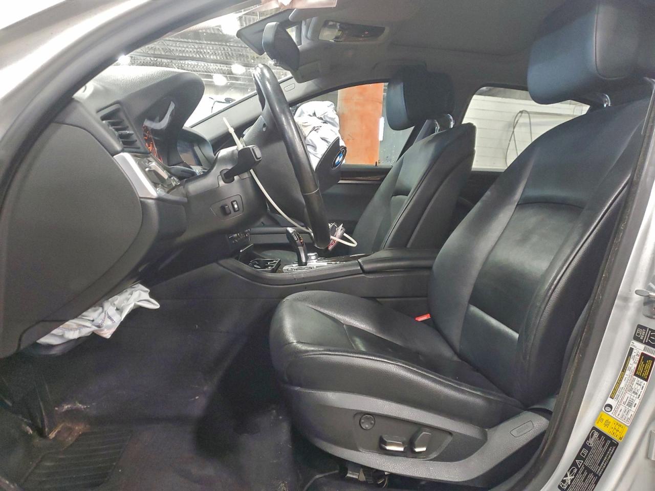 2013 BMW 528 XI photo 19