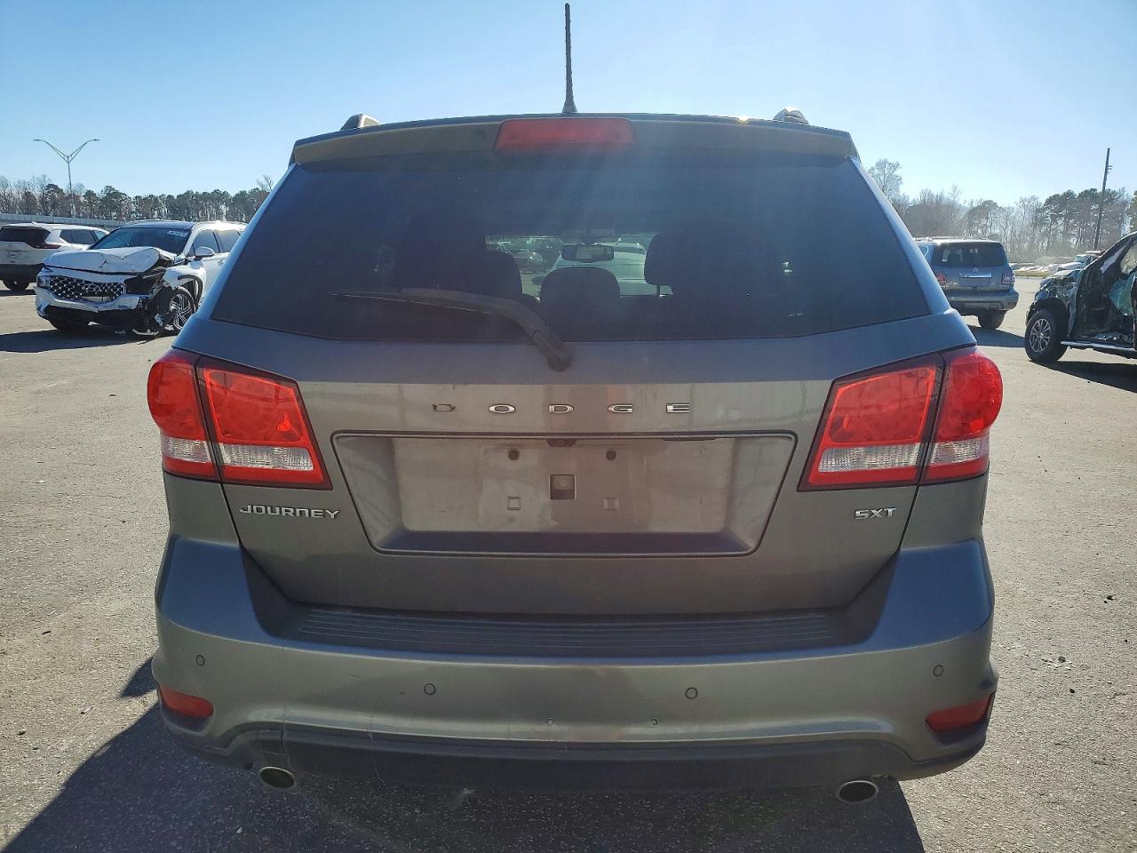 2013 DODGE JOURNEY SXT photo 6
